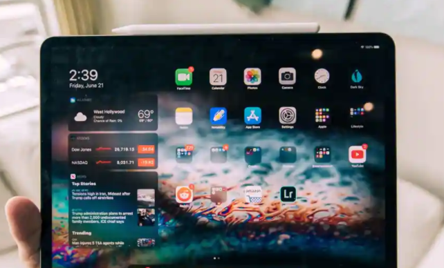 苹果将于本月晚些时候推出首款采用Mini-LE